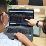 Nhà đầu tư mua bán chứng chỉ quỹ mở sẽ được miễn thuế thu nhập cá nhân
