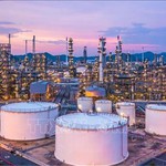 OPEC+ nhất trí tiếp tục tăng sản lượng dầu mỏ