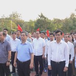 Lãnh đạo TP. Hồ Chí Minh viếng Nghĩa trang liệt sĩ tại Côn Đảo