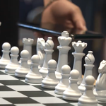 Giải quyết bài toán kết nối trong đào tạo cờ vua hiện đại