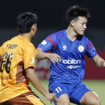 Nửa đội U23 Việt Nam đua trụ hạng V-League: HLV Kim Sang-sik nên... vui, tại sao?