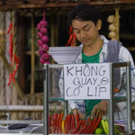 Lẹ không trễ tàu: Không được quay cờ-líp