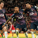 Manchester United hòa Tottenham 1-1 tại Old Trafford