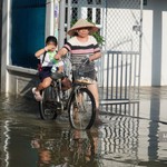 Đỉnh triều cường dâng 2,17 mét khiến nhà dân ở trung tâm TP. Đồng Nai nước ngập lênh láng