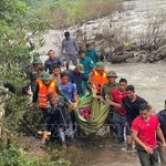 Quảng Trị: Tìm thấy thi thể người phụ nữ bị nước lũ cuốn trôi