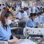 Giữ chân người lao động bằng sự công bằng và đối thoại