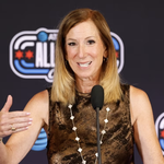 WNBA lập kỷ lục tăng trưởng trước khi đổi lãnh đạo