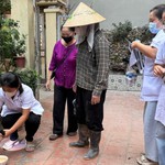 Không để những vật dụng chứa nước thành môi trường cho muỗi truyền bệnh sốt xuất huyết phát triển