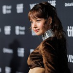 Lisa chia sẻ cuộc sống sau BlackPink qua phim tài liệu “Always Lalisa”