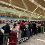 TP. Hồ Chí Minh: Bến xe, ga tàu, sân bay đông nghịt người về quê đón Tết