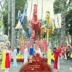 Linh vật Ngựa Bính Ngọ "lộ diện" tại Hội Hoa Xuân Tao Đàn lần thứ 46