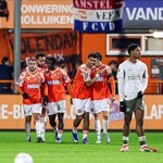 PSV Eindhoven thua trận thứ 2 trong mùa giải