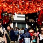 Báo quốc tế lý giải vì sao du khách chọn Việt Nam thay vì Thái Lan hay Campuchia