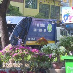 Thầm lặng giữ gìn sắc xuân xanh – sạch – đẹp tại Công viên 23/9