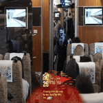 Trung Quốc: Robot hình người phục vụ trên tàu cao tốc dịp Tết Bính Ngọ