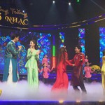 Giữ lửa cải lương mỗi mùa Xuân: Từ Chuông vàng vọng cổ đến Vầng trăng cổ nhạc