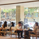 Xuyên Tết không phụ thu, nhiều quán cà phê TP Hồ Chí Minh hút khách