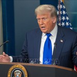 Tổng thống Trump tuyên bố áp thuế toàn cầu 10% sau phán quyết của Tòa án Tối cao