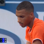 Felix Auger-Aliassime vào tứ kết Dubai Tennis Championship