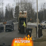 Phát hiện kẻ đào tẩu ẩn nấp trong thùng rác