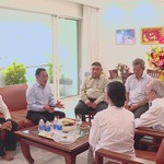 Lãnh đạo TP. Hồ Chí Minh thăm, tri ân các cán bộ y tế lão thành nhân Ngày Thầy thuốc Việt Nam 27/2