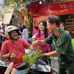 Trao 200 phần quà Tết cho người khuyết tật tại TP. Hồ Chí Minh