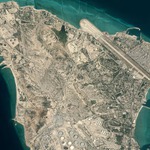 Mỹ không kích hòn đảo chiến lược của Iran