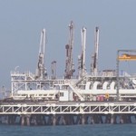 Iran tuyên bố các tàu của Mỹ và Israel không được đi qua eo biển Hormuz