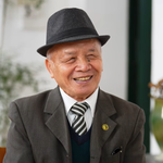 Người chung quanh ta: Tôi học thay phần của các con tôi