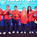 Thể thao điện tử Việt Nam vinh danh nhiều tuyển thủ, huấn luyện viên