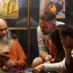 Ba tuần vẽ hơn 300 bức tranh ngựa, Trịnh Thắng lại gây bất ngờ