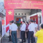 Đoàn ông Nguyễn Công Danh kiểm tra công tác chuẩn bị bầu cử