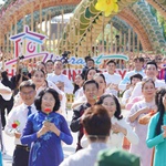 50.000 người đồng diễn áo dài tại TP. Hồ Chí Minh sáng 8/3