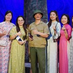 Phụ nữ thích đi xem kịch vào ngày phụ nữ?