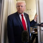 Tổng thống Mỹ không loại trừ khả năng điều bộ binh đến Iran