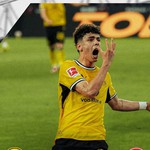 Dortmund ngược dòng hạ Frankfurt, giành ngôi á quân Bundesliga