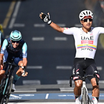 Giro d'Italia: Jhonatan Narvaez nhất chặng 4, Giulio Ciccone xé Áo Hồng