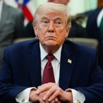 Ông Trump: Mỹ sẽ không sớm rút khỏi xung đột với Iran