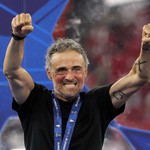 HLV Enrique: "Cả PSG và Arsenal đều xứng đáng vô địch Champions League"