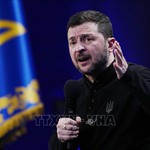 Tổng thống Ukraine ký sắc lệnh đặc biệt về Quảng trường Đỏ khi Nga duyệt binh Ngày Chiến thắng