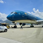 Hành khách gặp vấn đề sức khỏe, máy bay Vietnam Airlines hạ cánh khẩn cấp tại Hồng Kông