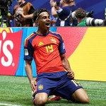Mbaye, Lamine Yamal và Alajbegovic vào top 10 lịch sử World Cup