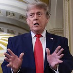 Ông Trump tuyên bố Iran không thu phí tàu bè qua eo biển Hormuz