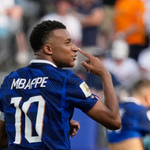 Pháp thắng đậm, Mbappé cân bằng kỷ lục của Messi