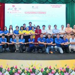Sôi nổi Chiến dịch tình nguyện hè 2026: Hàng trăm phần quà ý nghĩa trao tay người dân