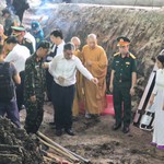 Lãnh đạo TP. Hồ Chí Minh dâng hương tưởng niệm các Anh hùng Liệt sĩ, động viên lực lượng tìm kiếm hài cốt liệt sĩ