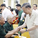 Tổng Bí thư, Chủ tịch nước Tô Lâm thăm Trung tâm Điều dưỡng thương binh Thuận Thành
