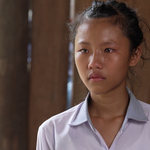 Mái ấm gia đình Việt: Bé gái mồ côi chỉ mong có tiền chữa mắt cho bà