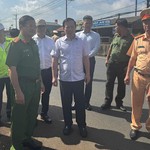 Thăm hỏi các nạn nhân vụ cháy xe khách 7 người tử vong, 5 người bị thương ở Đồng Nai