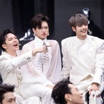 Tinh Hà "Say Hi" hé lộ "giao diện" của sáu đội hình ở Livestage 2